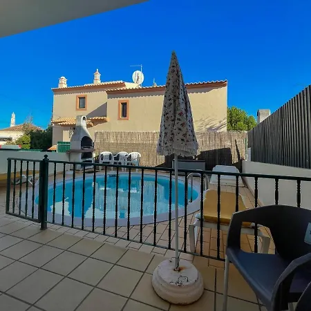 Moradia T3 Aguia Marina, Com Piscina E Bbq Albufeira